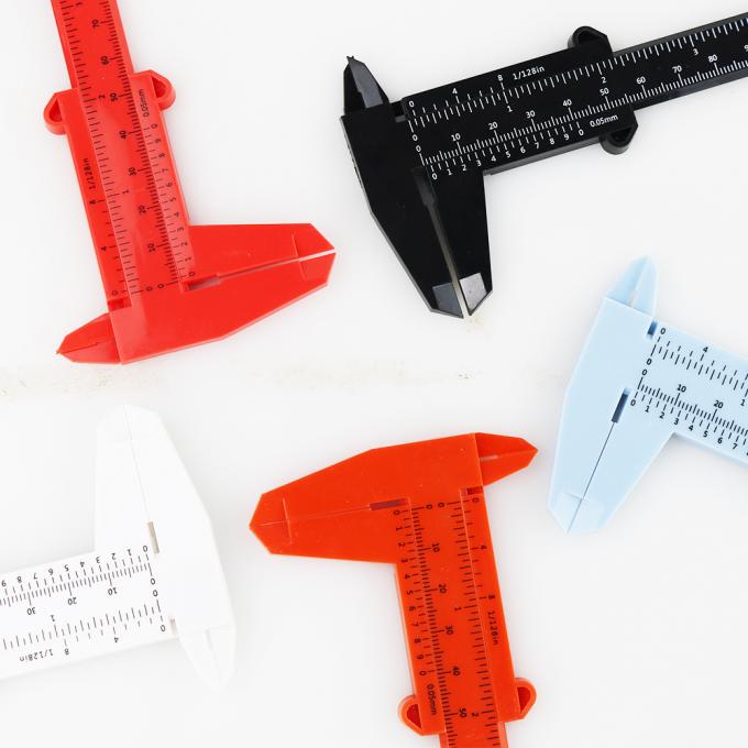 0-150mm اندازه گیری لوله دو پا پلاستیکی Vernier Caliper 1